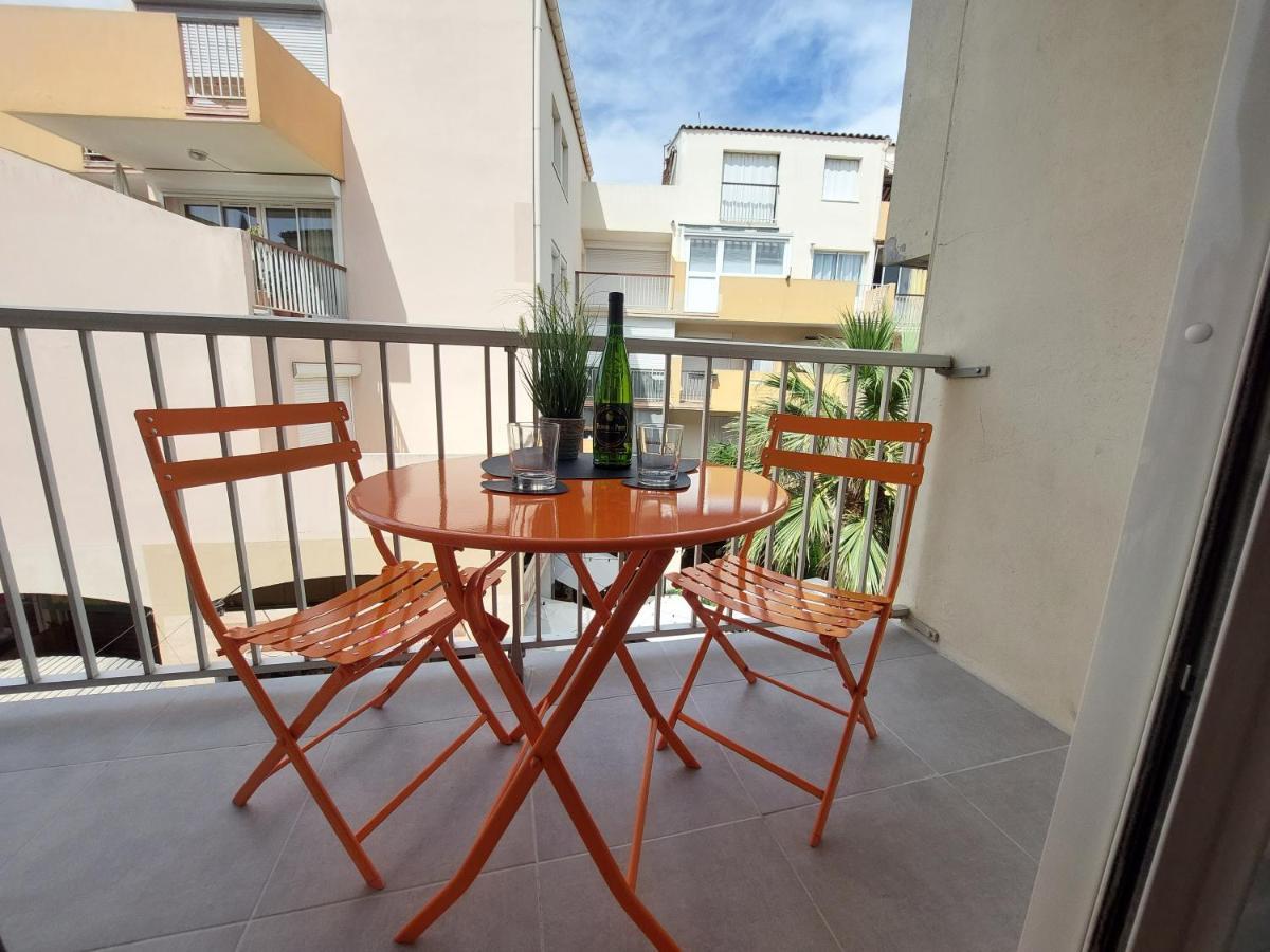 Charme Du Cap D'Agde Apartment Exterior foto